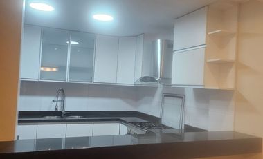 SE ALQUILA LINDO DUPLEX BIEN UBICADO