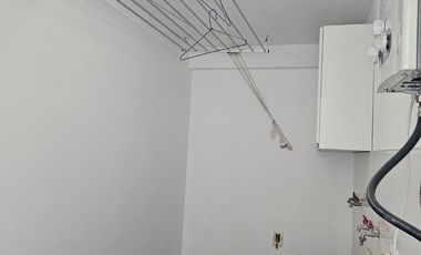 SE ALQUILA LINDO DUPLEX BIEN UBICADO
