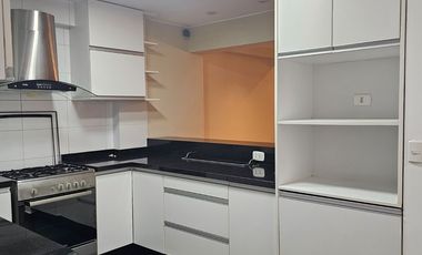 SE ALQUILA LINDO DUPLEX BIEN UBICADO