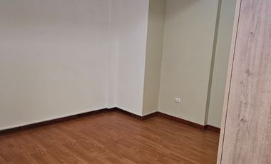 SE ALQUILA LINDO DUPLEX BIEN UBICADO