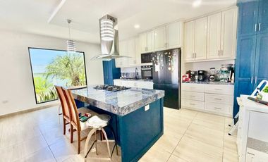 BALLENITA CON VISTA AL MAR ALQUILO CASA CON PISCINA