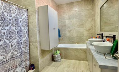 BALLENITA CON VISTA AL MAR ALQUILO CASA CON PISCINA