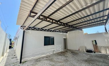 BALLENITA CON VISTA AL MAR ALQUILO CASA CON PISCINA