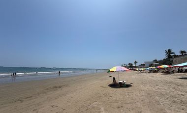 BALLENITA CON VISTA AL MAR ALQUILO CASA CON PISCINA