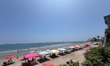 BALLENITA CON VISTA AL MAR ALQUILO CASA CON PISCINA