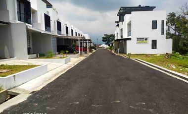 Dijual Rumah baru 2 lantai type 50/72 di komplek perumahan Oma indah Garut (kawasan ECO Living Oma indah Garut )