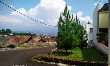 Dijual Rumah baru 2 lantai type 50/72 di komplek perumahan Oma indah Garut (kawasan ECO Living Oma indah Garut )