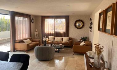 Casa amueblada en renta 4 recamaras en Parque Viena Lomas de Angelópolis 2