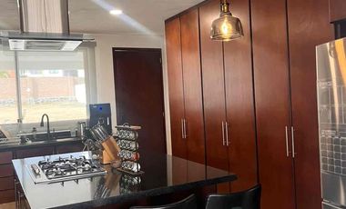 Casa amueblada en renta 4 recamaras en Parque Viena Lomas de Angelópolis 2