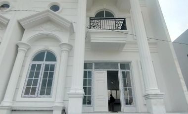 Rumah dijual Murah, 2 Lantai Ciracas, Jakarta Timur 15 menit Tol cibubur