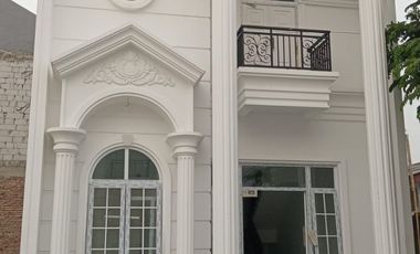 Rumah dijual Murah, 2 Lantai Ciracas, Jakarta Timur 15 menit Tol cibubur