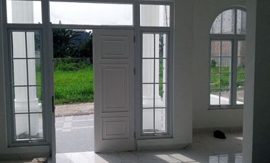 Rumah dijual Murah, 2 Lantai Ciracas, Jakarta Timur 15 menit Tol cibubur