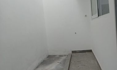 Rumah dijual Murah, 2 Lantai Ciracas, Jakarta Timur 15 menit Tol cibubur