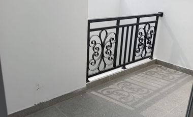 Rumah dijual Murah, 2 Lantai Ciracas, Jakarta Timur 15 menit Tol cibubur