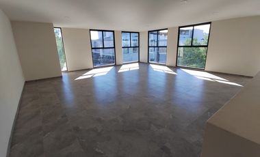 CASA EN RENTA Altos Juriquilla PRIVADA QUIANA Querétaro