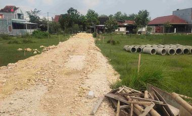 RUMAH CANTIK MINIMALIS 2 LANTAI MODERN DALAM PERUMAHAN STRATEGIS DI PINGGIR JALAN UTAMA MAJENANG