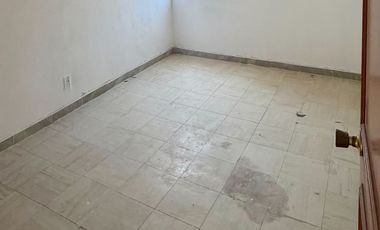 Casa en venta en Cuautitlán Izcalli, Estado de México | 2 recámaras | Estudio |
