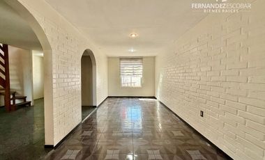 LOS ANDES - ARRIENDA CASA DE DOS PISOS 3D 1B VILLA LOS ACACIOS