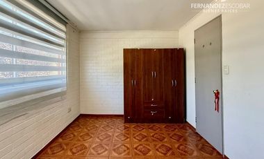 LOS ANDES - ARRIENDA CASA DE DOS PISOS 3D 1B VILLA LOS ACACIOS