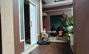 DIJUAL RUGI!! RUMAH SUHAT BUNGA MERAK, BELI TANAH, BONUS RUMAH MEWAH DUA LANTAI, DI KAWASAN ELIT SUHAT