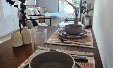 Para Inversionistas se Vende loft en Icon Roma con balcon y cajon estac amueblado y equipado listo para rentar