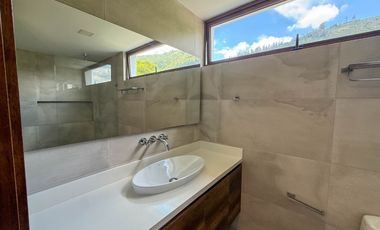 HERMOSA CASA DE ARRIENDO/ALQUILER EN CASA DE CAMPO!!  MODERNA!!  VISTA!!