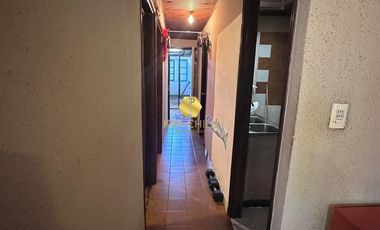 Casa + Depto Interior En El Bosque / Inversión - Familia