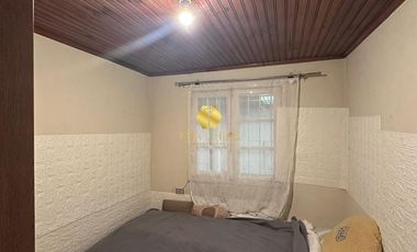 Casa + Depto Interior En El Bosque / Inversión - Familia