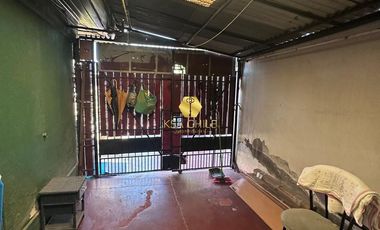 Casa + Depto Interior En El Bosque / Inversión - Familia