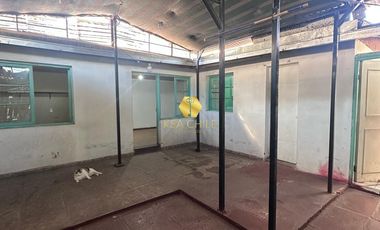 Casa + Depto Interior En El Bosque / Inversión - Familia