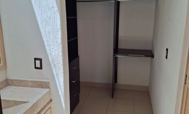 Casa en renta en Residencial Katania