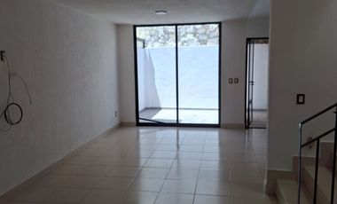 Casa en renta en Residencial Katania