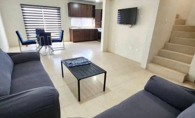 Casa en renta en fraccionamiento privado Paris residencial