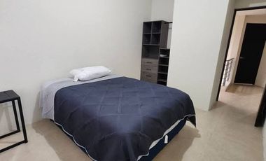 Casa en renta en fraccionamiento privado Paris residencial