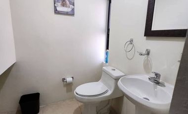 Casa en renta en fraccionamiento privado Paris residencial