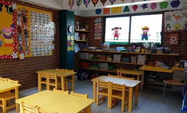 VENTA CASA CON USO DE SUELO PARA ESCUELA EN NEZAHUALCOYOTL