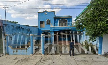 BONITA CASA EN COLONIA LOS REYES LOMA ALTA TABASCO