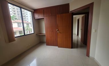 Kennedy Norte, Renta de Hermosa Casa con 4 Dorm..