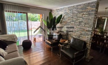 Se vende casa con energia solar 5d-4b-4estac