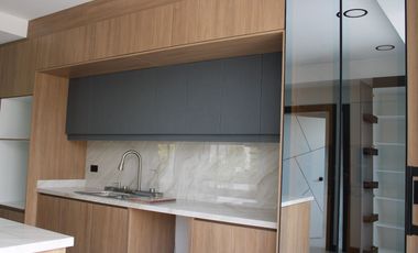 CASA EN VENTA POR ESTRENAR de 380 MTS. EN VENTA EN URBANIZACION DE PUEMBO