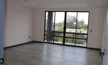 CASA EN VENTA POR ESTRENAR de 380 MTS. EN VENTA EN URBANIZACION DE PUEMBO