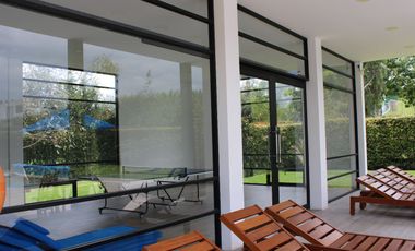 CASA EN VENTA POR ESTRENAR de 380 MTS. EN VENTA EN URBANIZACION DE PUEMBO