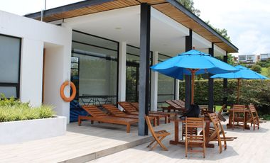CASA EN VENTA POR ESTRENAR de 380 MTS. EN VENTA EN URBANIZACION DE PUEMBO