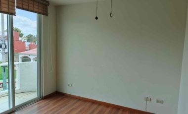 Rento amplio departamento muy cerca de Zavaleta y la recta a Cholula