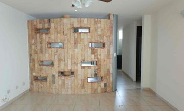 Rento amplio departamento muy cerca de Zavaleta y la recta a Cholula