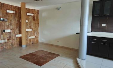 Rento amplio departamento muy cerca de Zavaleta y la recta a Cholula