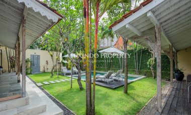 DISEWAKAN VILLA DENGAN 4 KAMAR TIDUR DI BERAWA