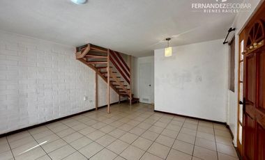 CALLE LARGA - ARRIENDA CASA DOS PISOS 3D 1B 2E - VILLA JARDINES DE CALLE LARGA