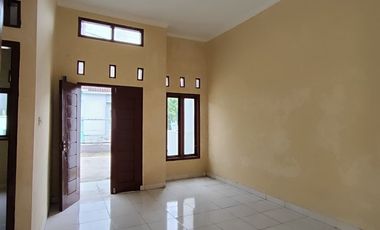 DI JUAL RUMAH HANYA 330 JT LOKASI DI ANTASARI DEKAT FLYOVER KALIBALOK