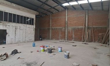 LOCAL COMERCIAL NUEVO EN RENTA EN EL MIRADOR FRENTE A HOSPITAL LOS PILARES IDEAL PARA FRANQUICIA